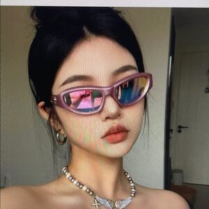 Trendy Purple Sunglasses for Women